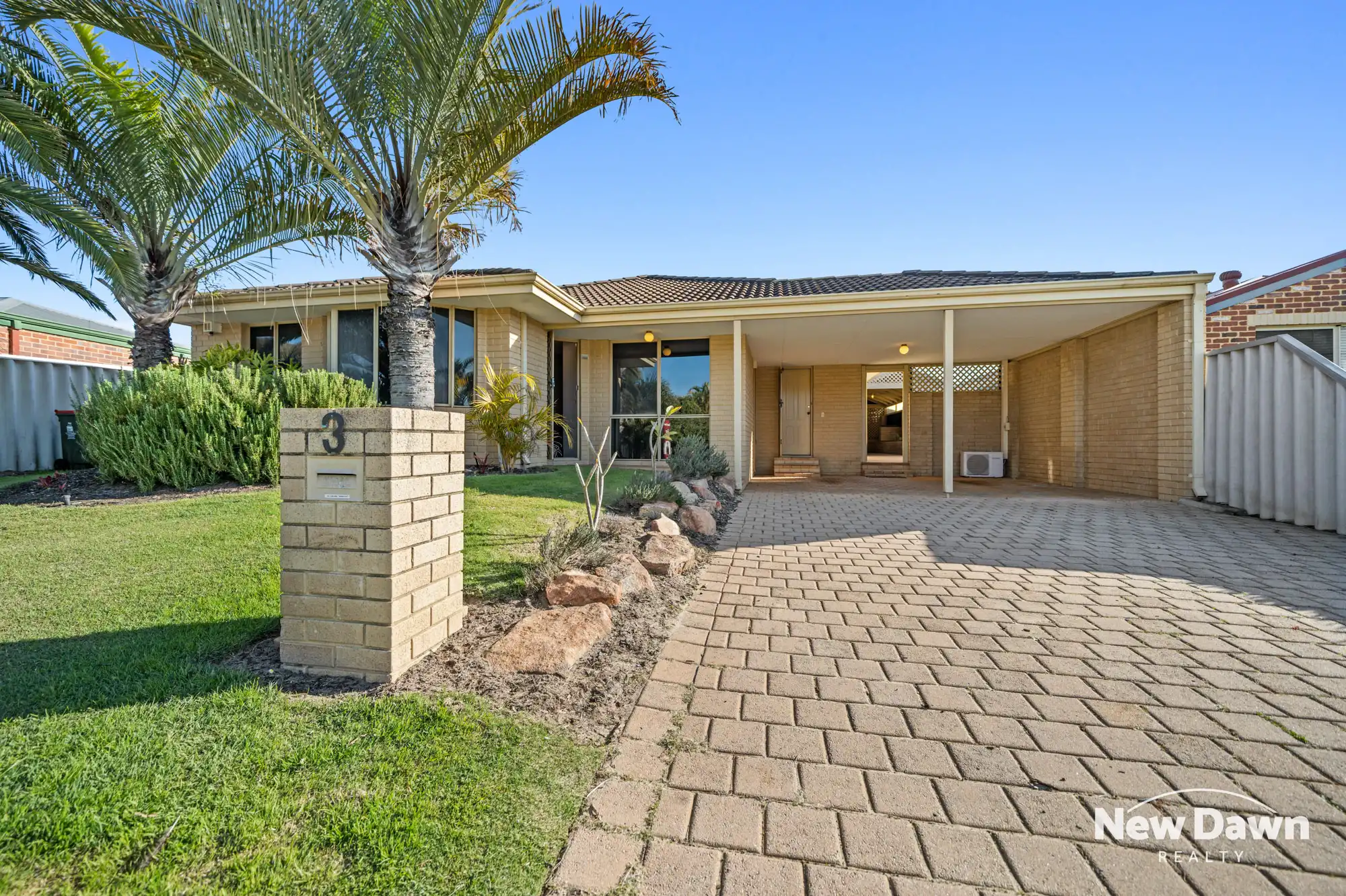 3 Sabine Grove
