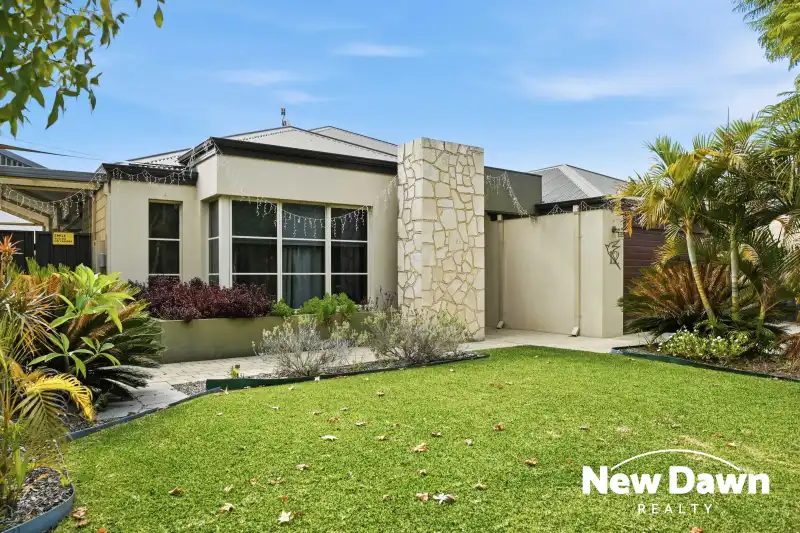 12 Cordovan Parkway