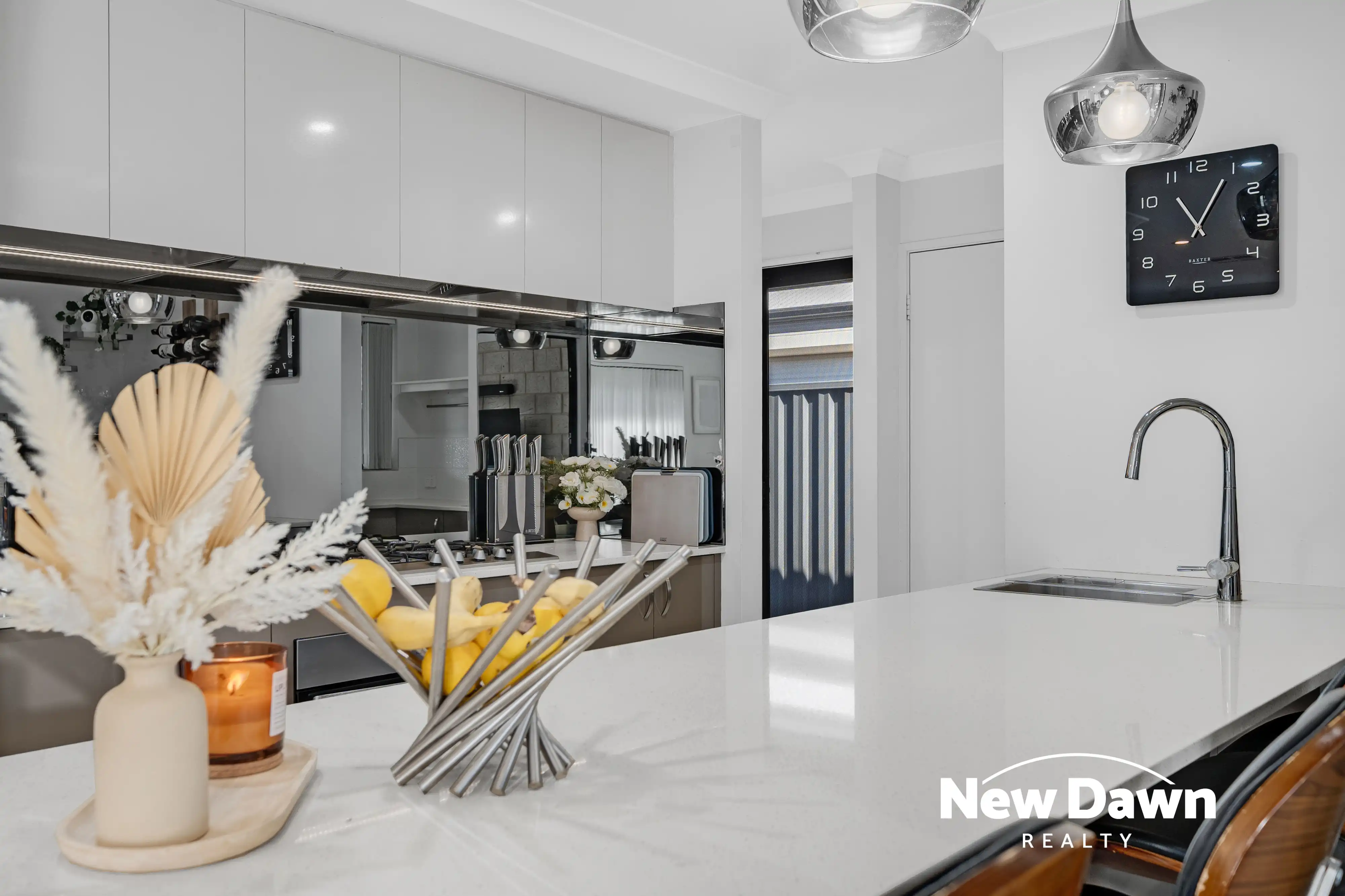 7 Dorrien Way